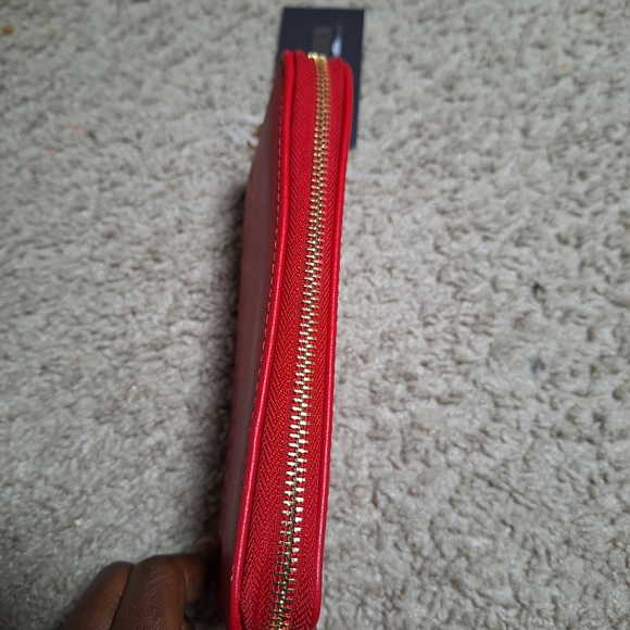 Steve Madden Red Wallet - Picture 5 of 6